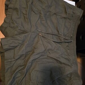 Tahari Dark Green Men's Athletic Shorts